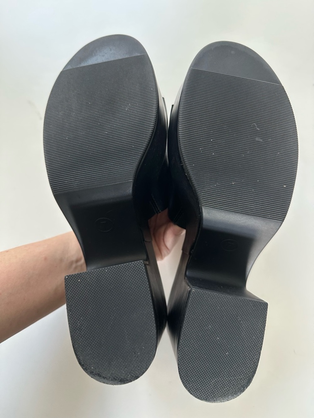 Ricky Platform Heels - Picture 9 of 9